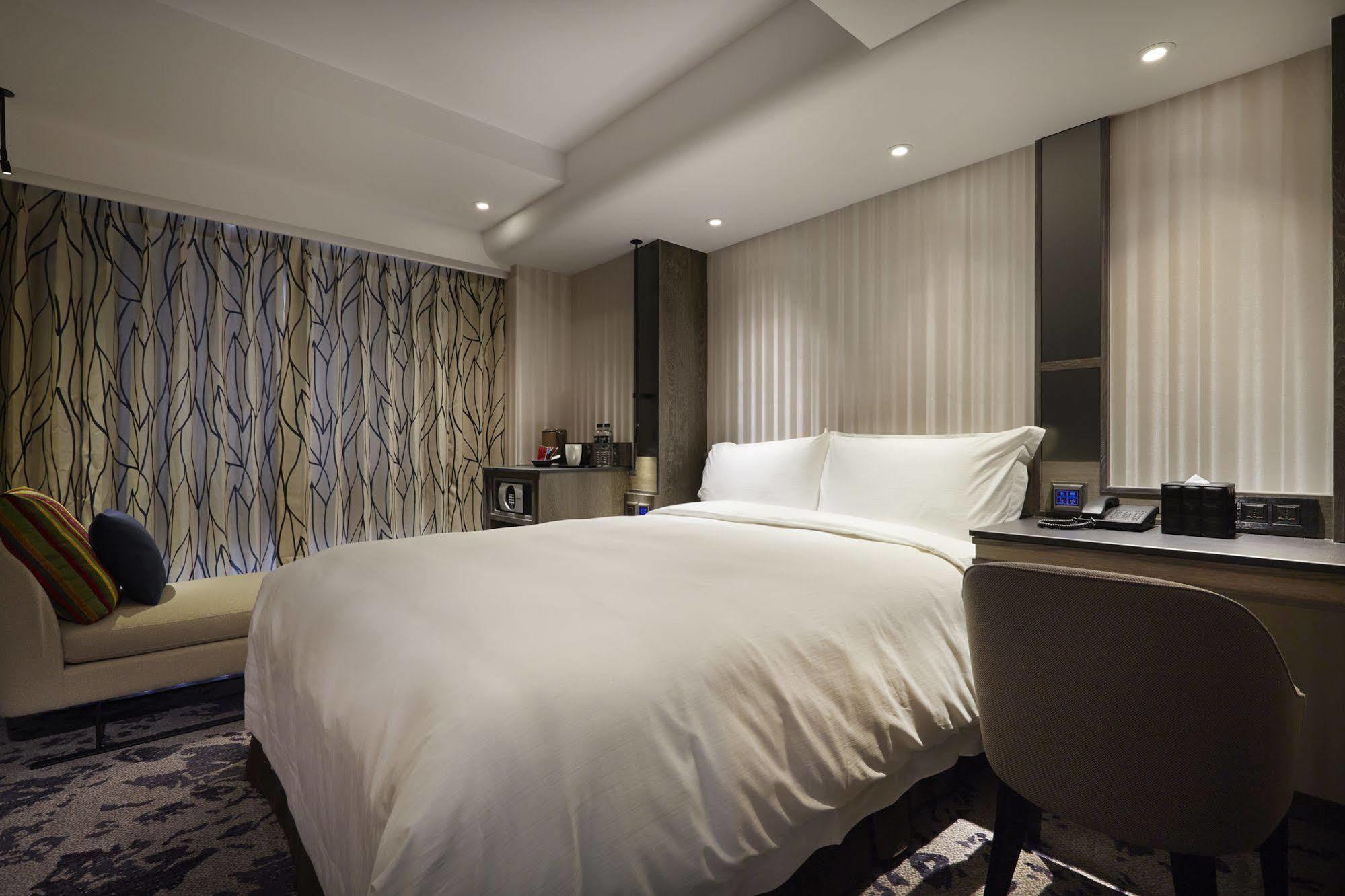 At Home Hotel Ximen Taipeh Exterior foto